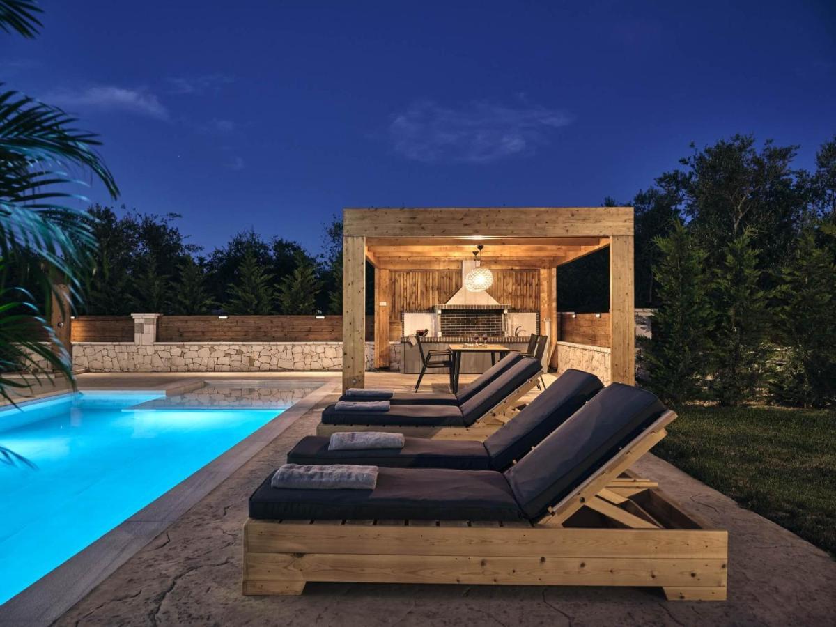 Errikos Family Villa Айос-Кирикос Экстерьер фото